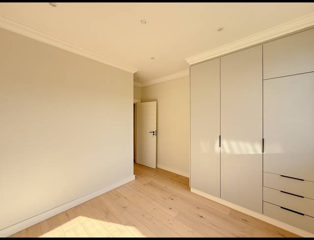 3 BEDROOM TOWNHOUSE FOR SALE IN SALT ROCK